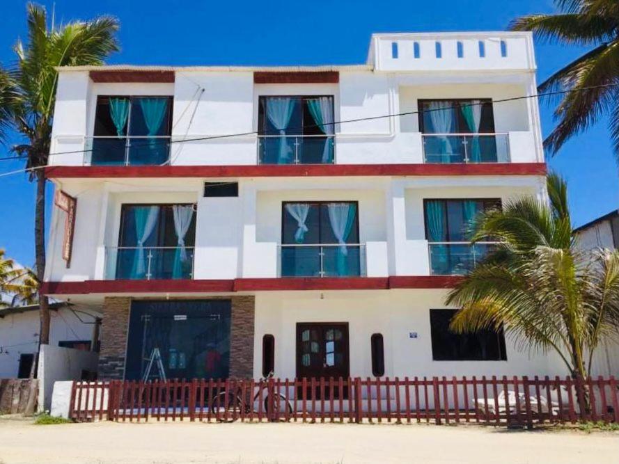 Hotel Sierra Negra Puerto Villamil Esterno foto